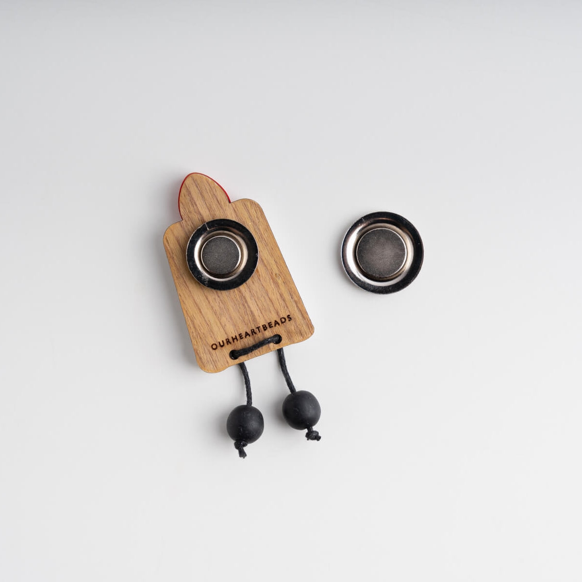 Venne Top (BLACK) & Card Soldier Brooch