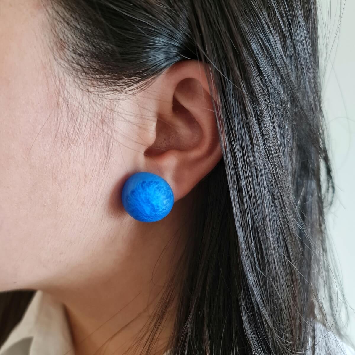 Dome Ocean Blue Studs