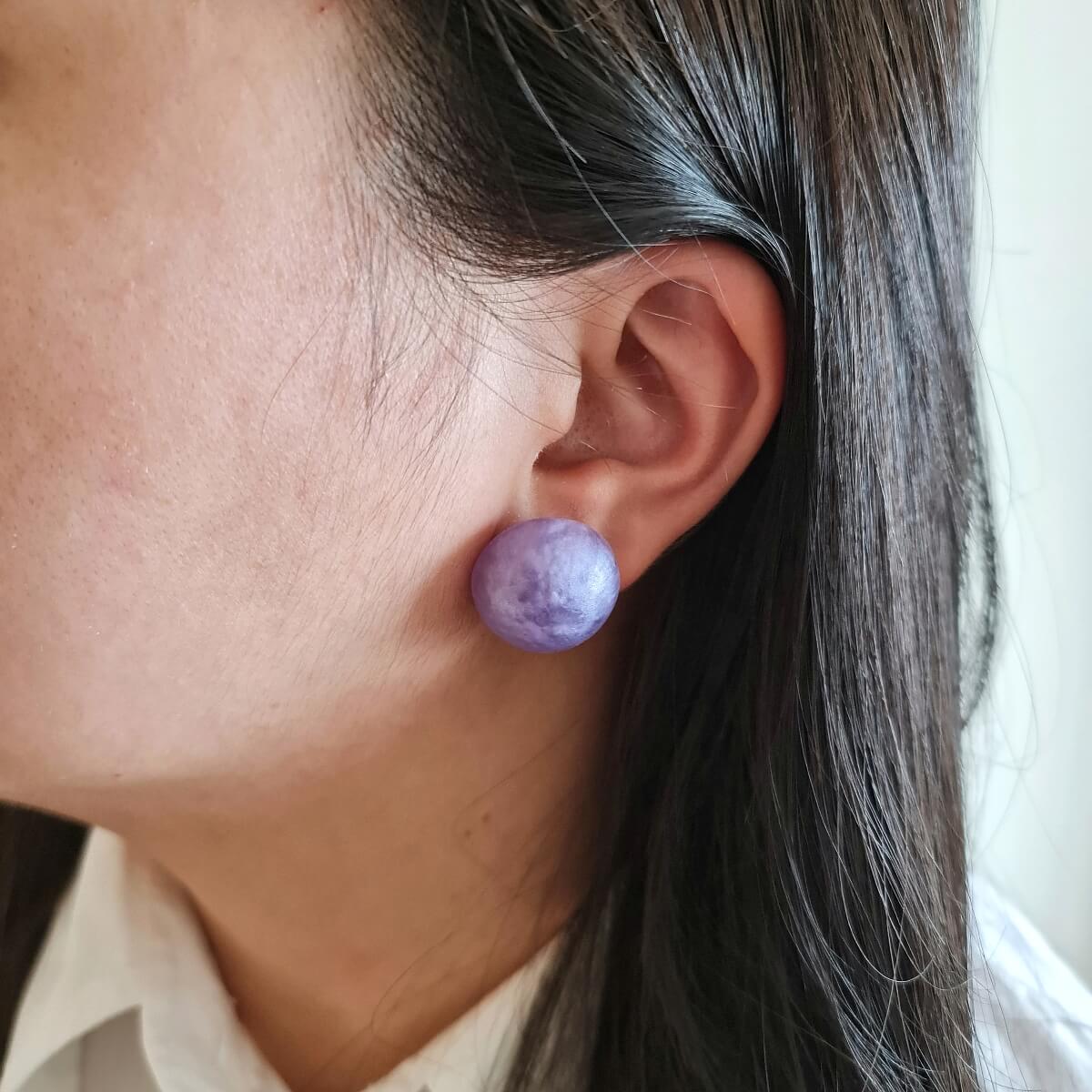 Dome Lilac Studs