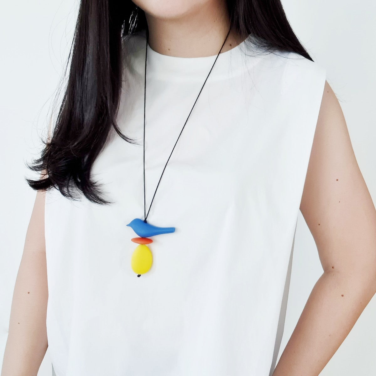 Canary Royal Blue Necklace