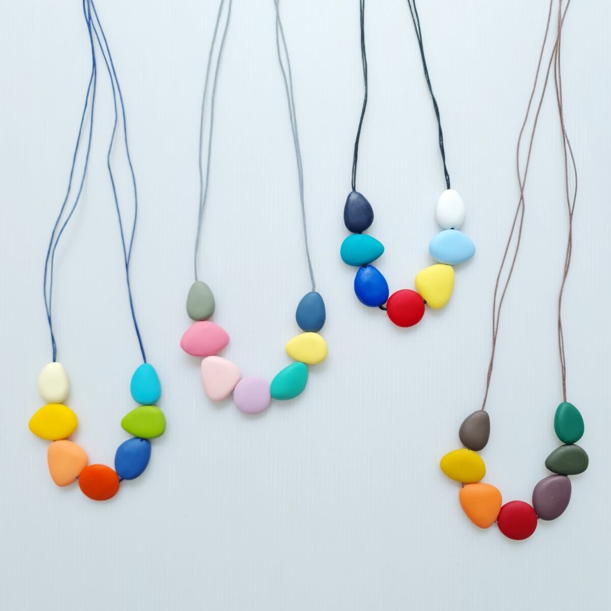 Pebbles Multicolour Winter Necklace