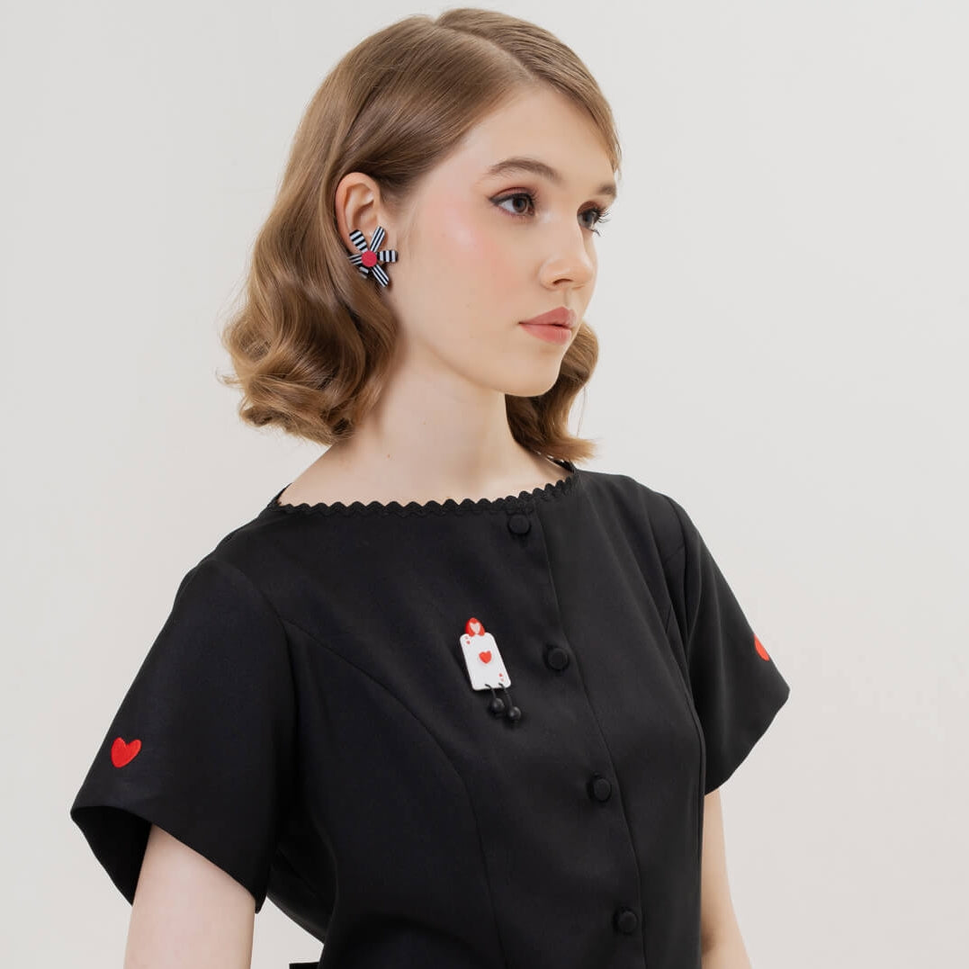 Venne Top (BLACK) & Card Soldier Brooch