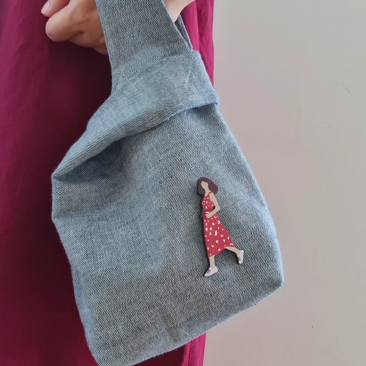 Scarlett Brooch