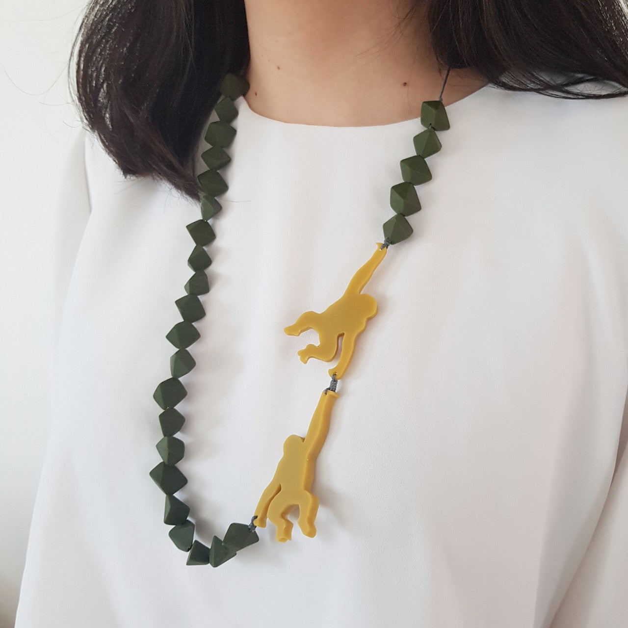Macaque Hanging Army Green