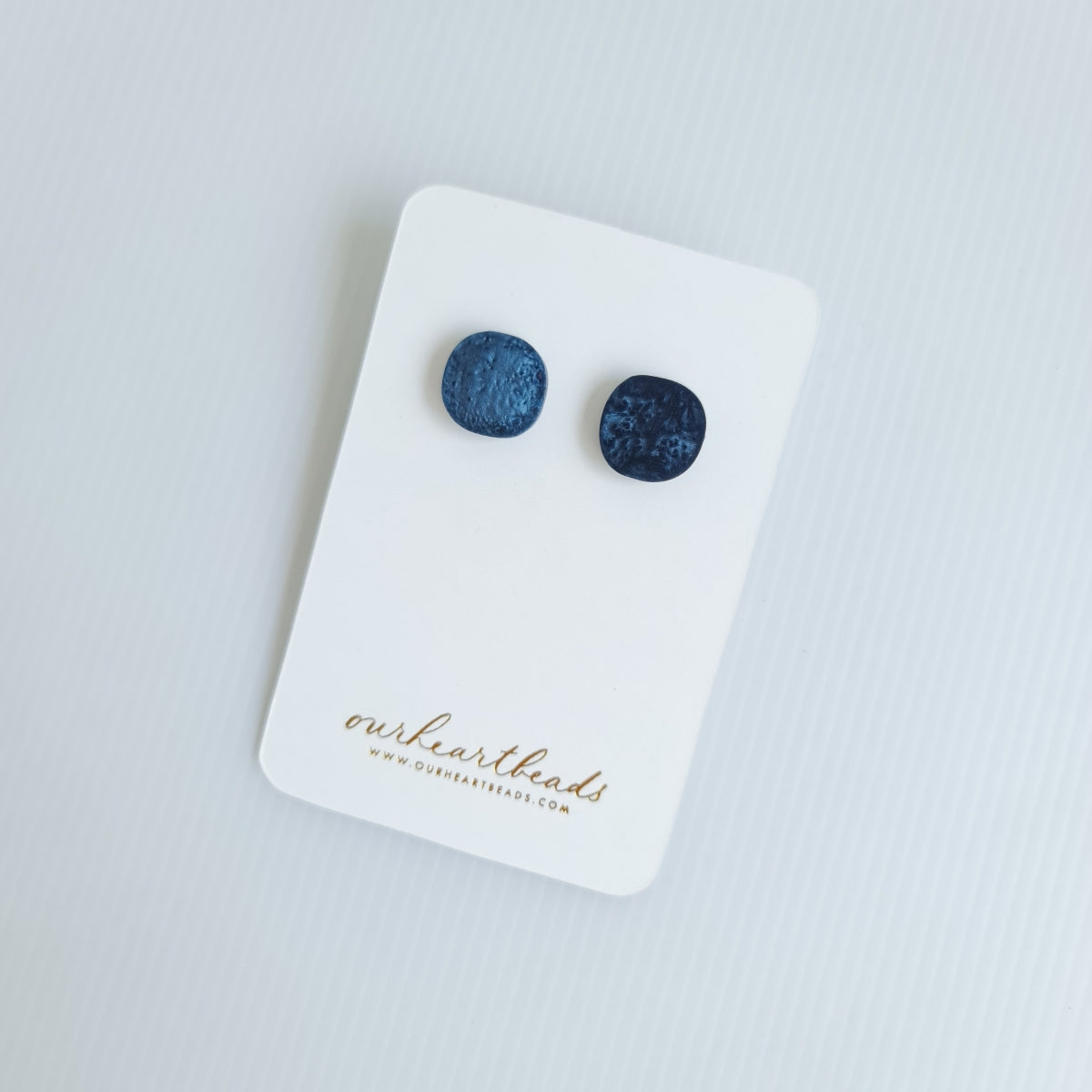 Kei Smokey Midnight Blue Studs