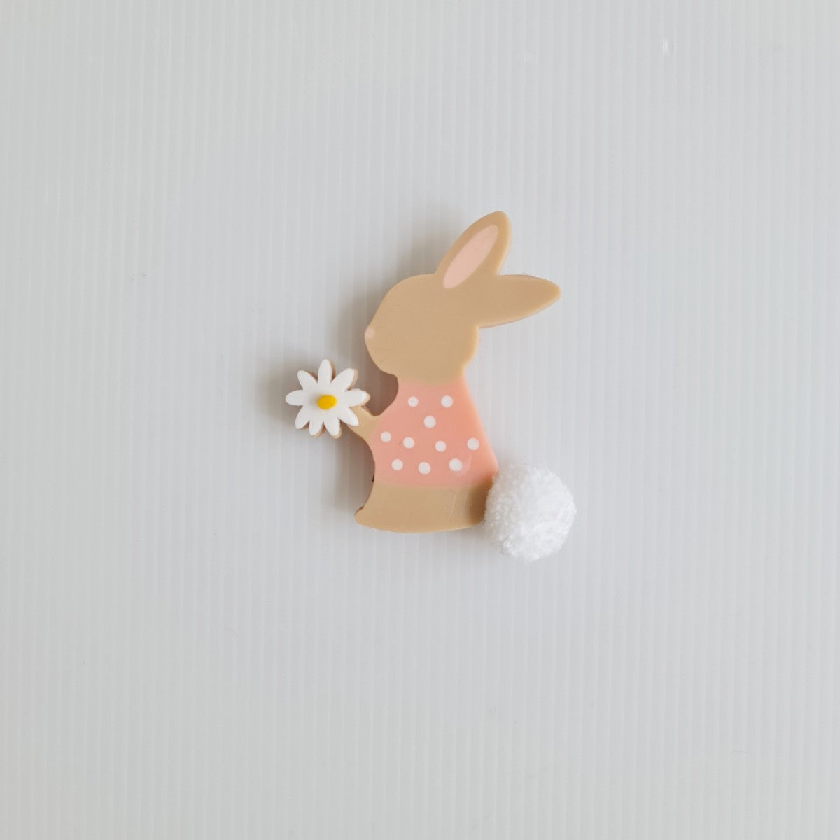 Bunny Flower Brooch Khaki
